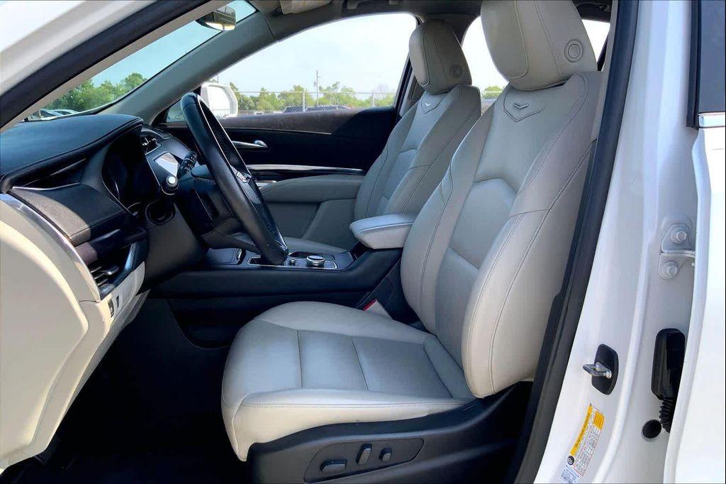 used 2019 Cadillac XT4 car, priced at $20,825