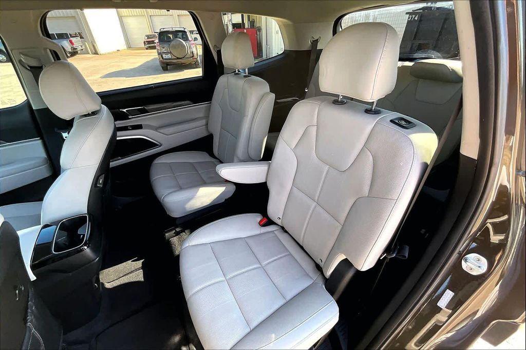 used 2022 Kia Telluride car, priced at $25,978