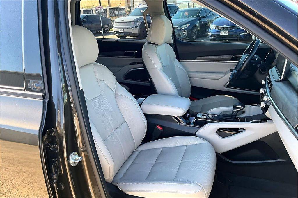 used 2022 Kia Telluride car, priced at $25,978