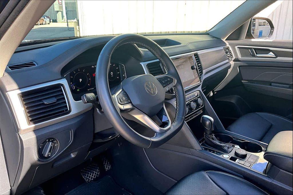 used 2022 Volkswagen Atlas car, priced at $23,900