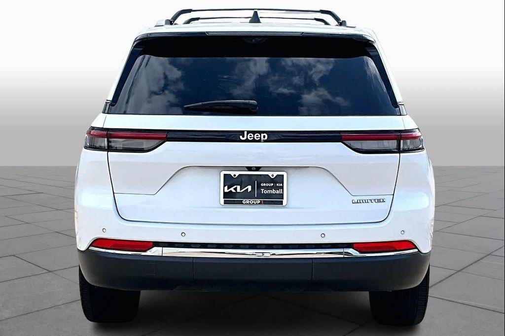 used 2022 Jeep Grand Cherokee car, priced at $26,978