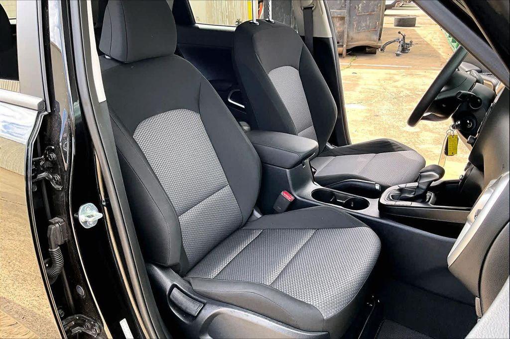 used 2024 Kia Soul car, priced at $18,300