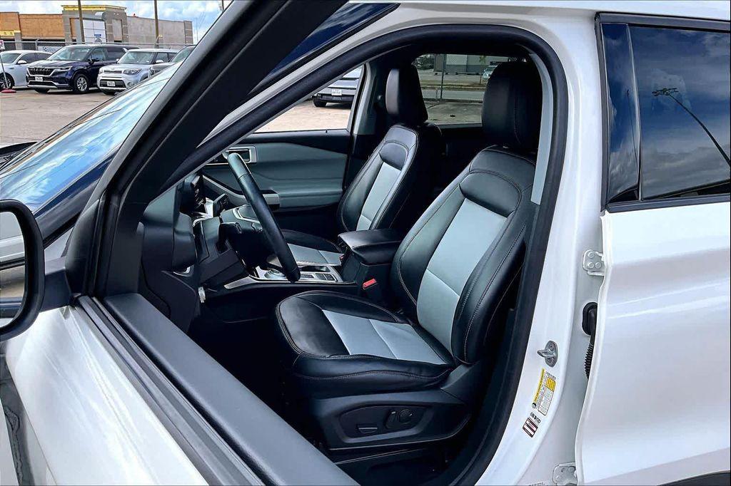 used 2022 Ford Explorer car, priced at $24,000