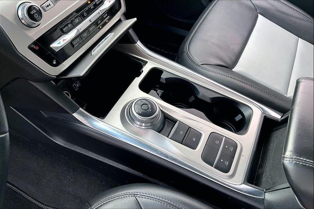 used 2022 Ford Explorer car, priced at $24,000