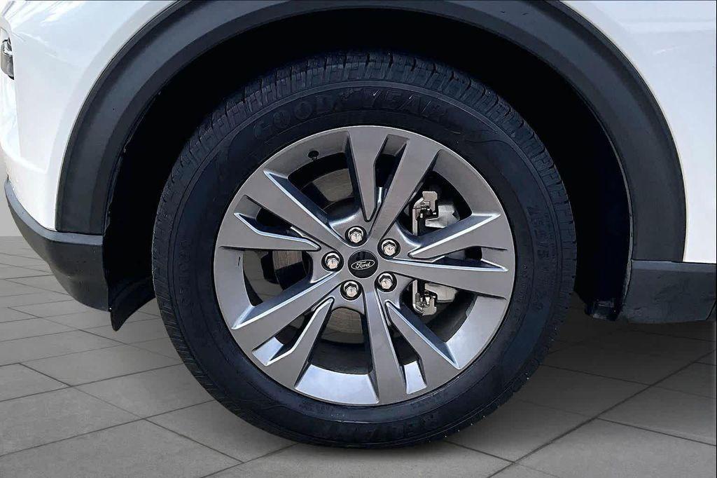 used 2022 Ford Explorer car, priced at $24,000