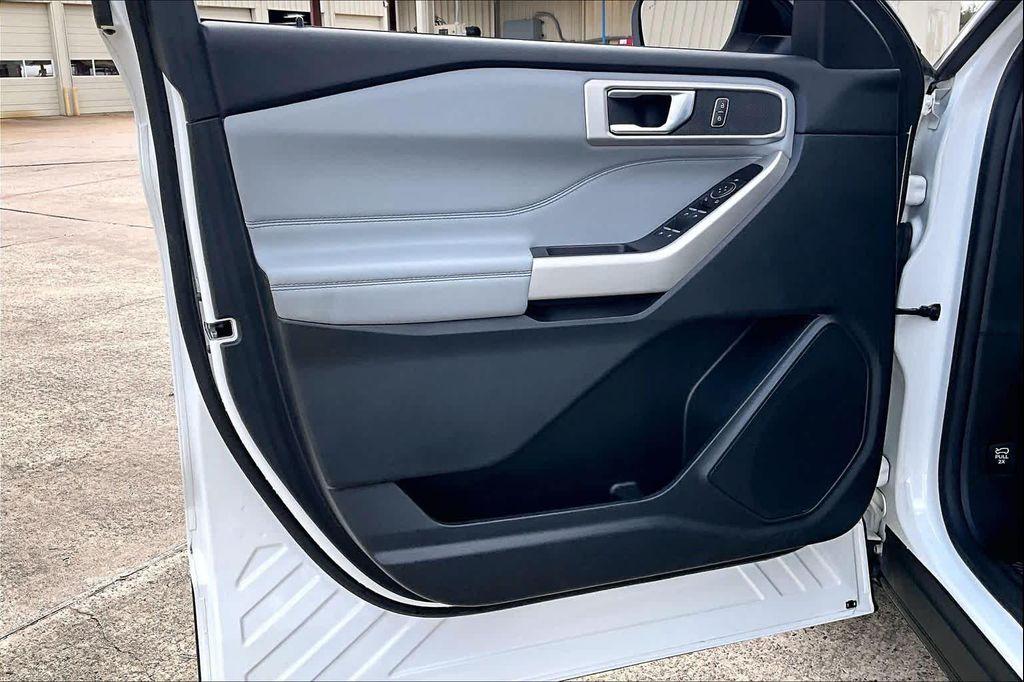 used 2022 Ford Explorer car, priced at $24,000