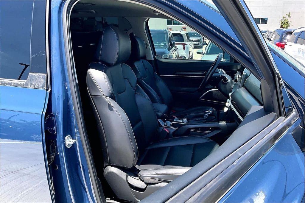 used 2024 Kia Telluride car, priced at $33,125