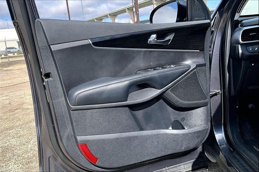 used 2019 Kia Sorento car, priced at $14,300