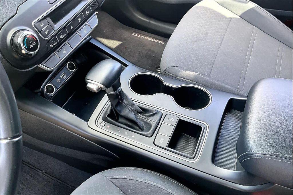 used 2019 Kia Sorento car, priced at $14,300