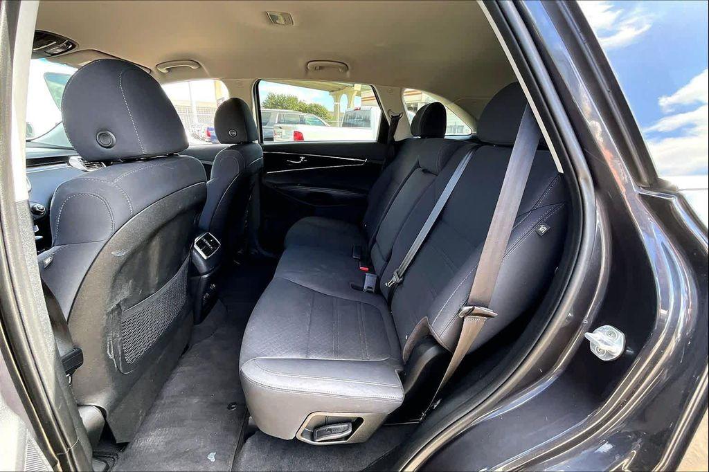 used 2019 Kia Sorento car, priced at $14,300