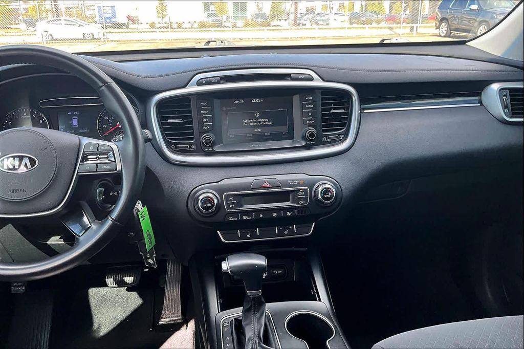 used 2019 Kia Sorento car, priced at $14,300
