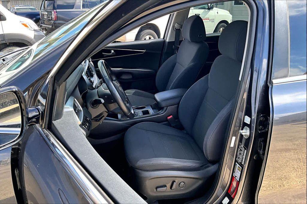 used 2019 Kia Sorento car, priced at $14,300