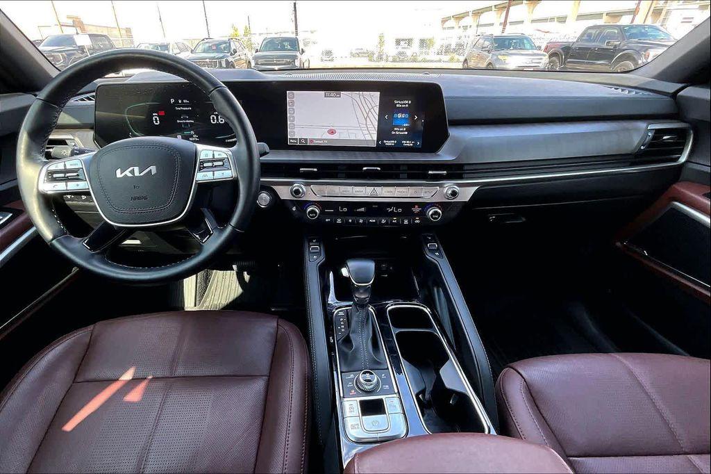 used 2023 Kia Telluride car, priced at $32,978