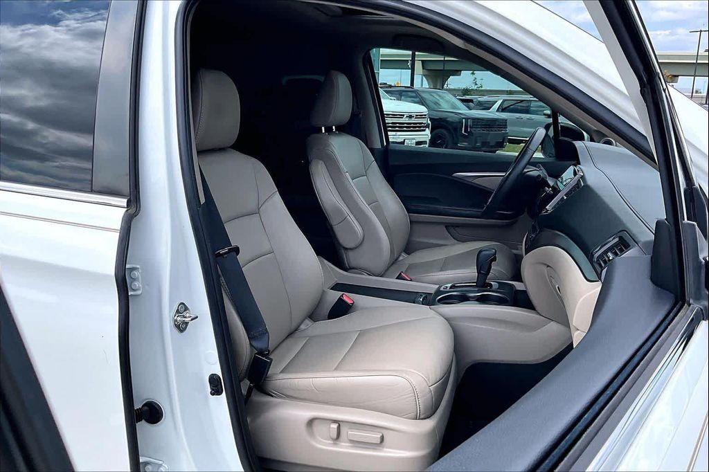 used 2020 Honda Pilot car, priced at $20,325