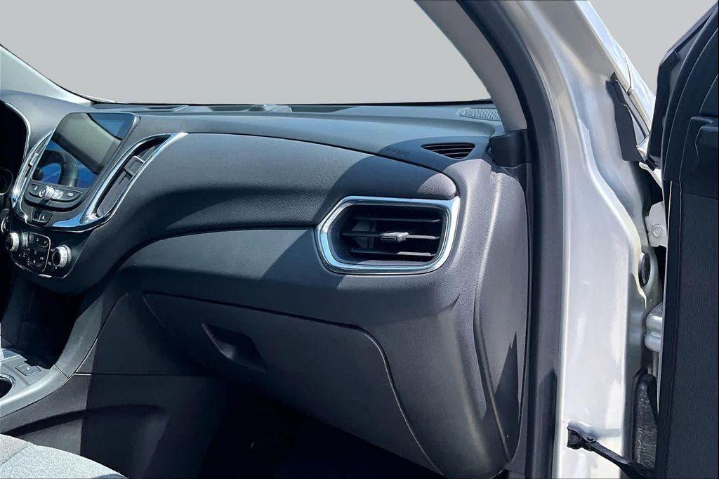used 2022 Chevrolet Equinox car, priced at $20,925