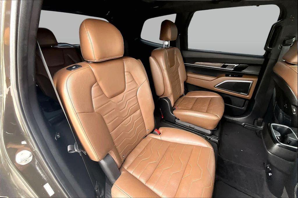 used 2022 Kia Telluride car, priced at $27,125