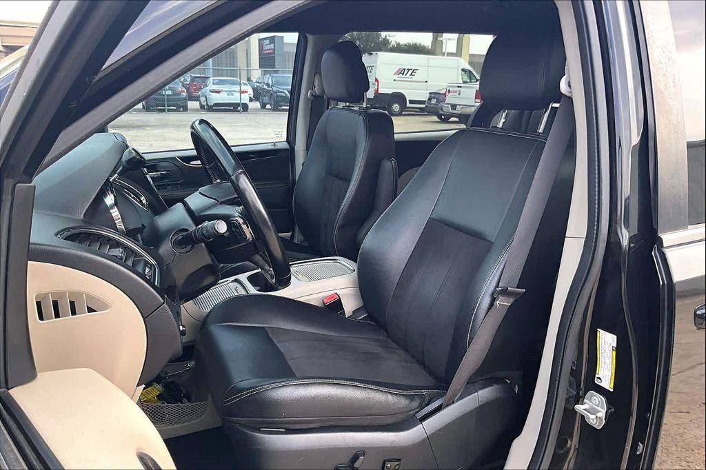 used 2020 Dodge Grand Caravan car, priced at $11,800