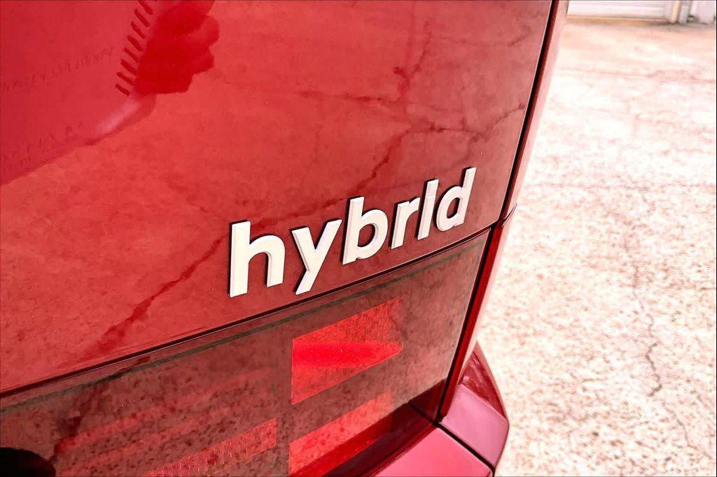 used 2024 Hyundai Santa Fe car, priced at $28,600