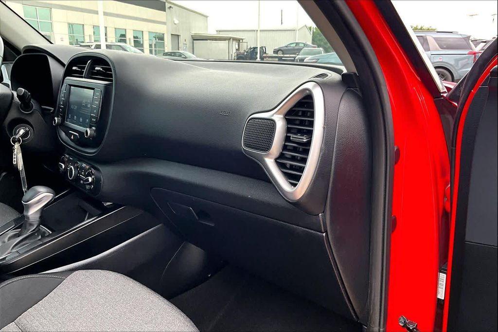 used 2021 Kia Soul car, priced at $15,725