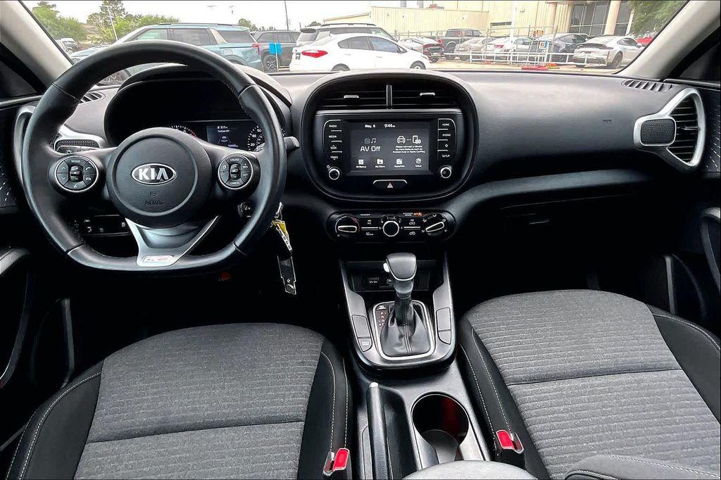 used 2021 Kia Soul car, priced at $15,725