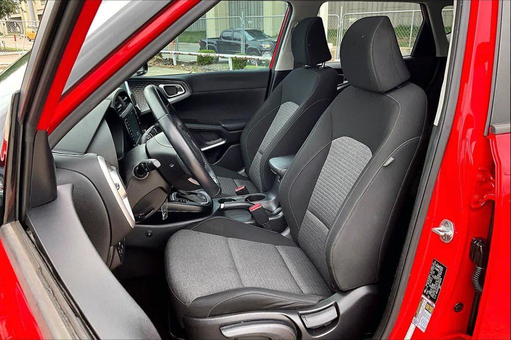 used 2021 Kia Soul car, priced at $15,725