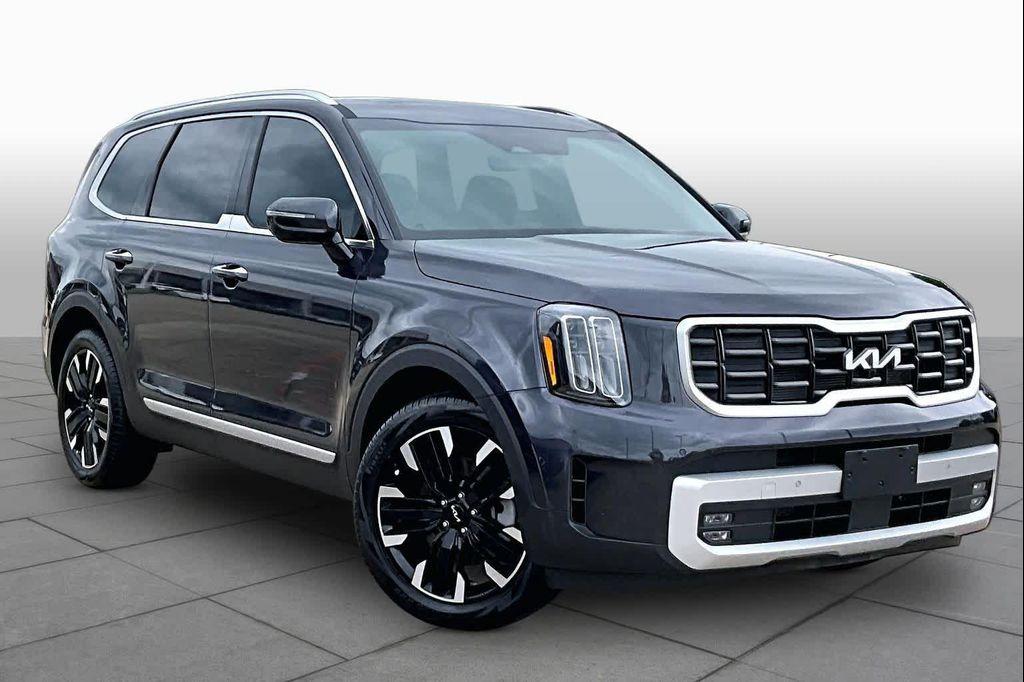 used 2025 Kia Telluride car, priced at $42,125