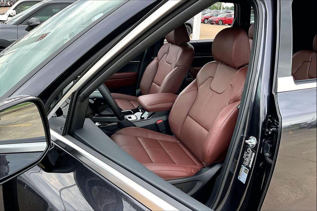 used 2025 Kia Telluride car, priced at $42,125
