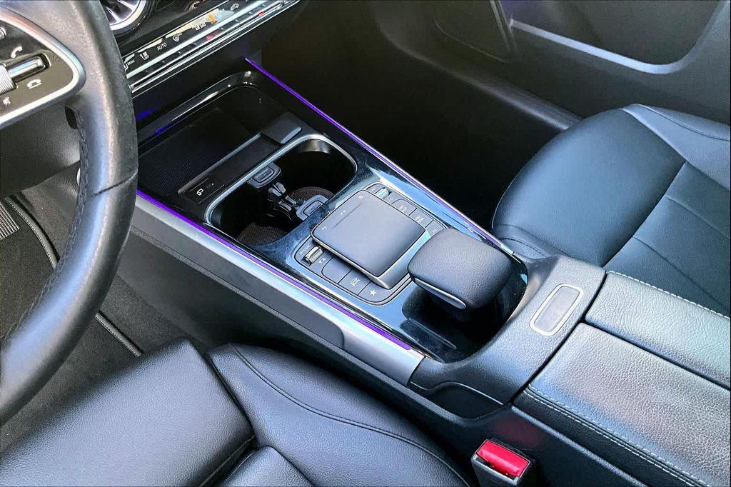 used 2022 Mercedes-Benz GLB 250 car, priced at $21,500