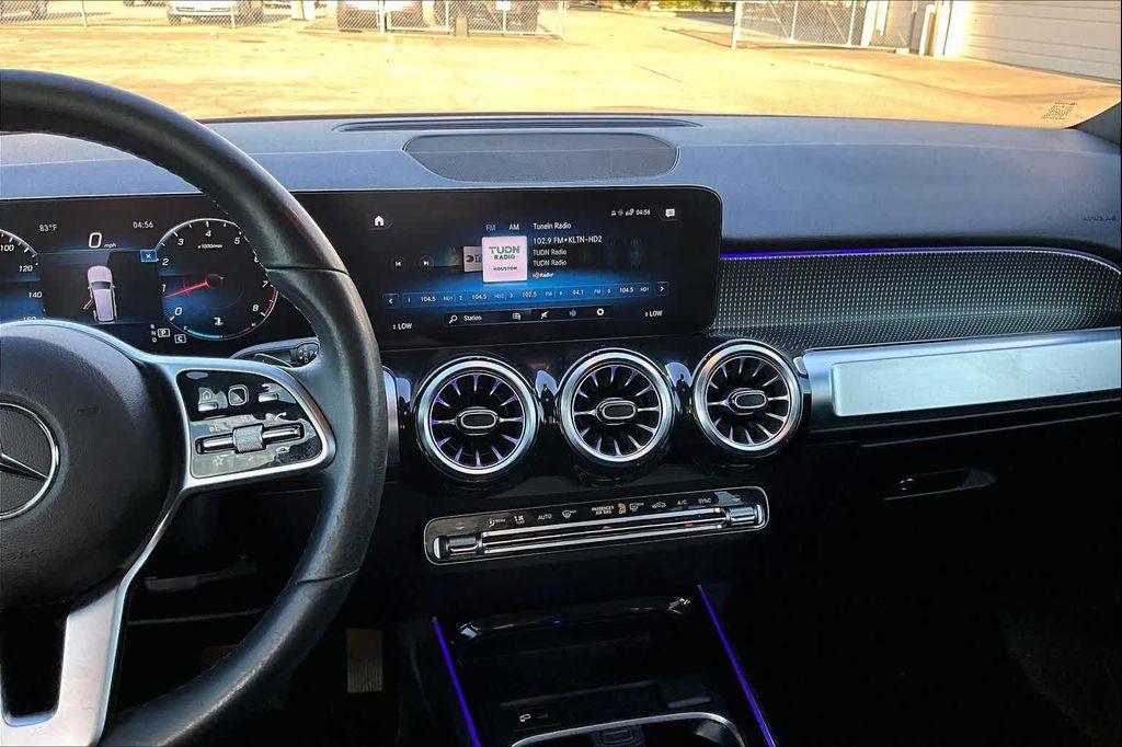 used 2022 Mercedes-Benz GLB 250 car, priced at $21,500