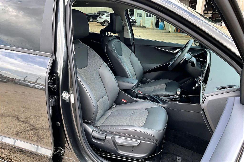 used 2023 Kia Niro car, priced at $22,500