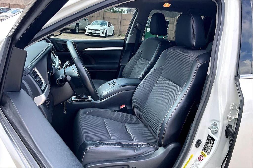 used 2017 Toyota Highlander car, priced at $20,400