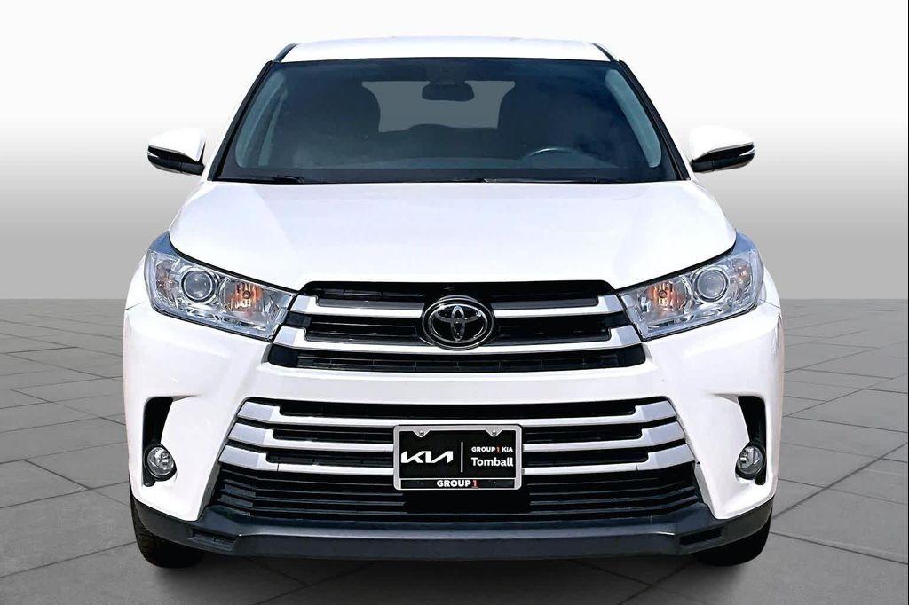 used 2017 Toyota Highlander car, priced at $20,400