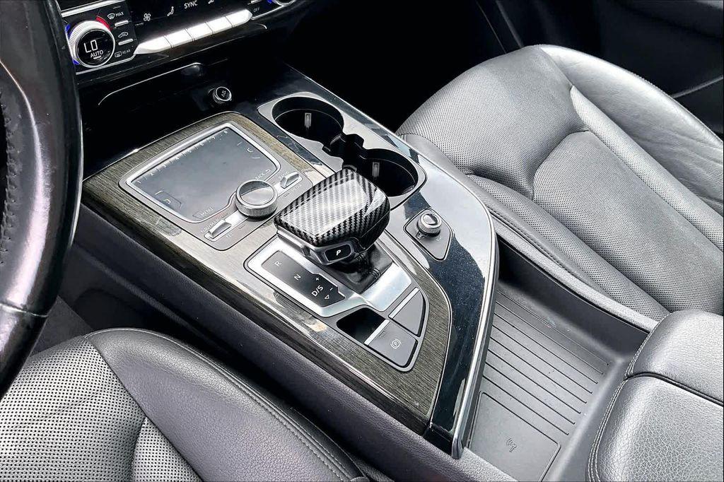 used 2017 Audi Q7 car, priced at $14,025