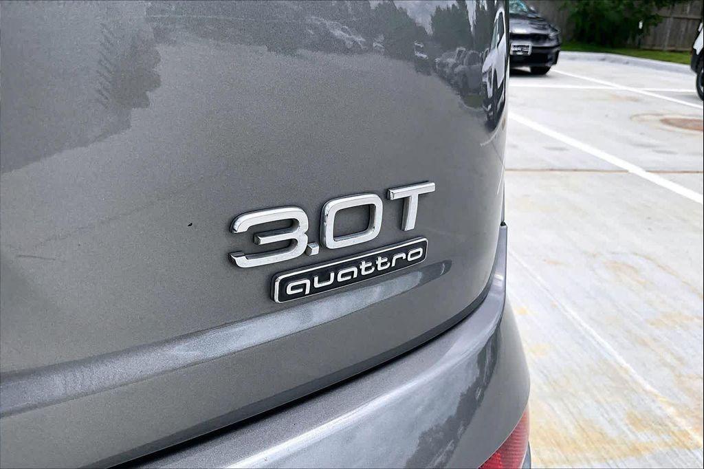 used 2017 Audi Q7 car, priced at $14,025