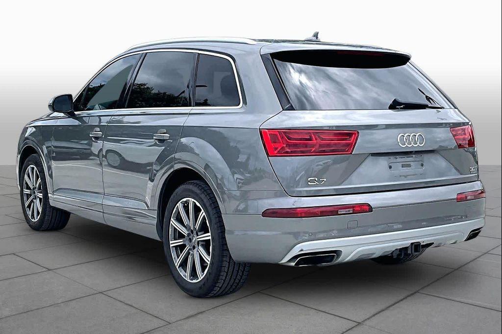 used 2017 Audi Q7 car, priced at $14,025