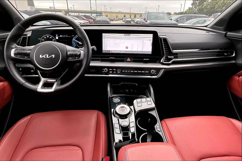 used 2025 Kia Sportage Hybrid car, priced at $35,625