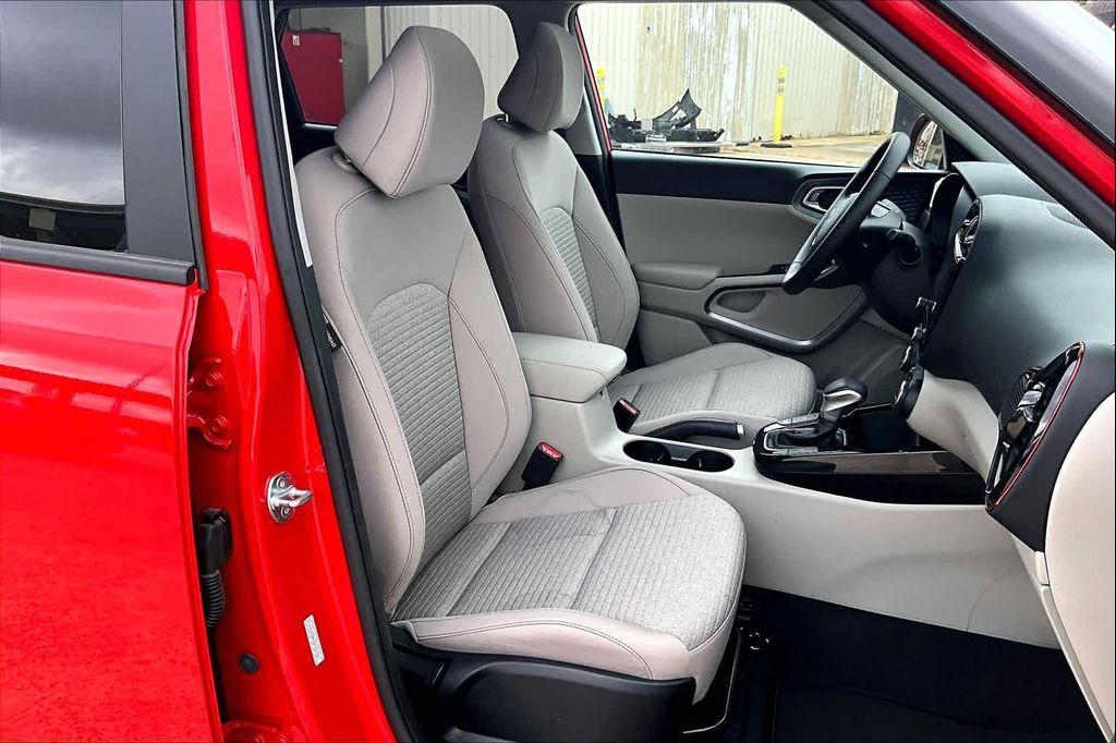 used 2025 Kia Soul car, priced at $24,600