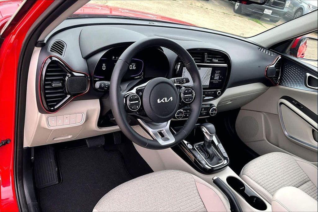 used 2025 Kia Soul car, priced at $24,600