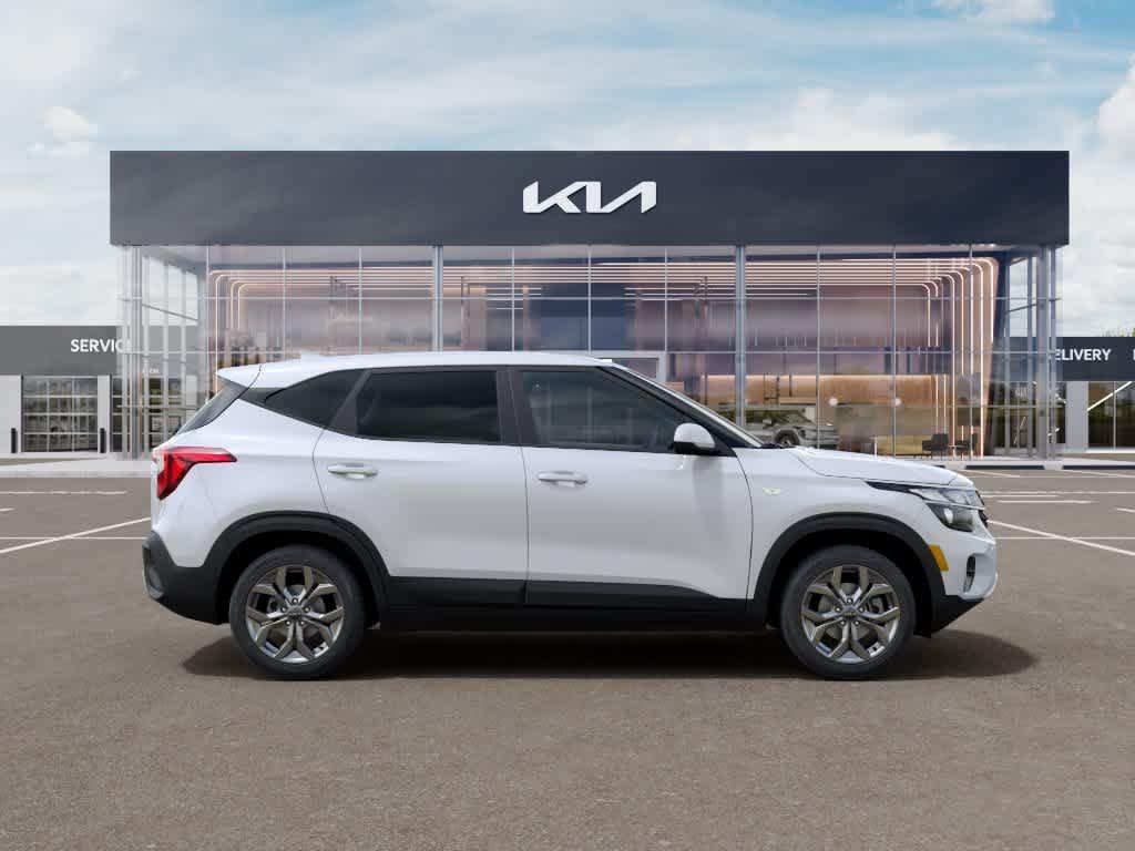 new 2026 Kia Seltos car, priced at $25,880