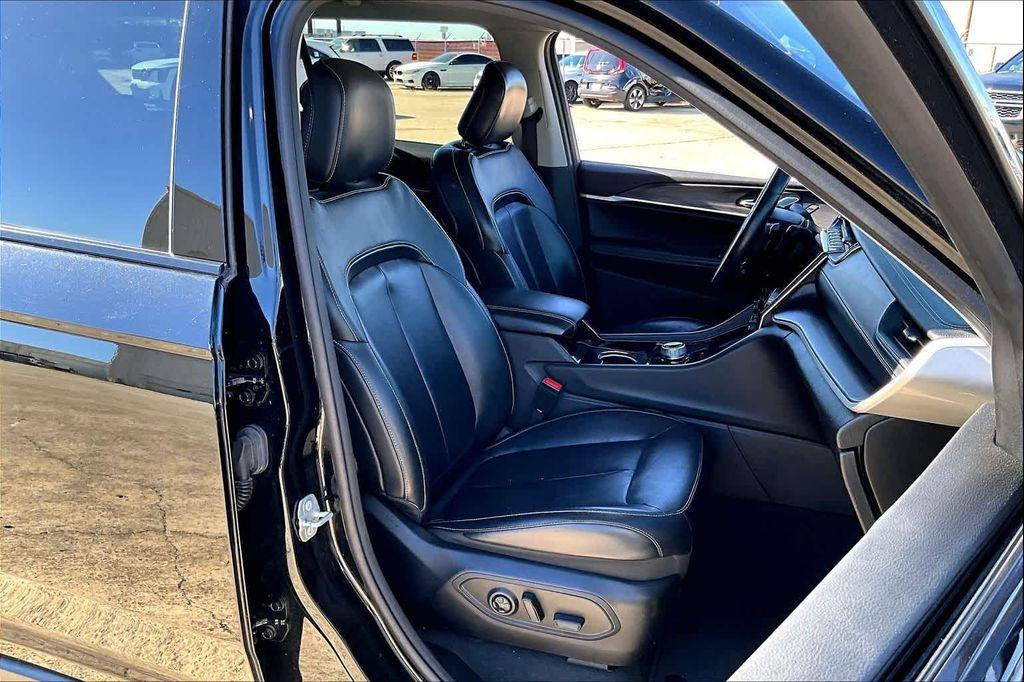 used 2021 Jeep Grand Cherokee L car, priced at $22,200