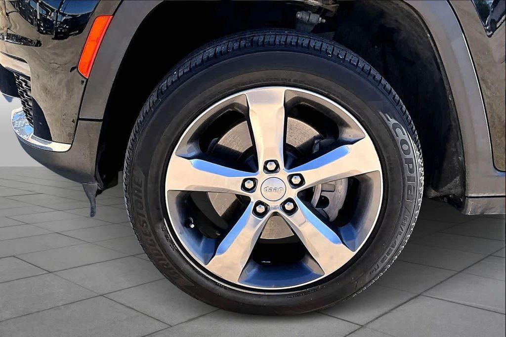 used 2021 Jeep Grand Cherokee L car, priced at $22,200