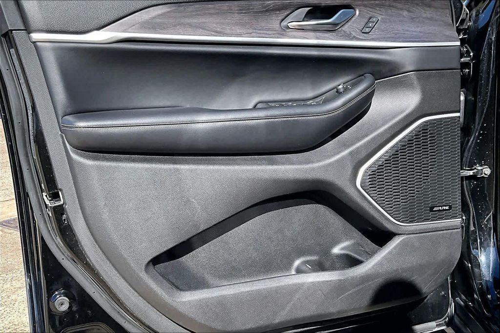 used 2021 Jeep Grand Cherokee L car, priced at $22,200