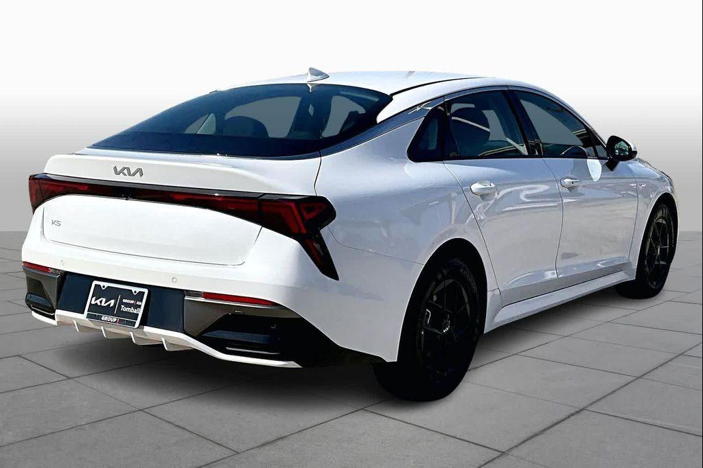 used 2026 Kia K5 car, priced at $25,900