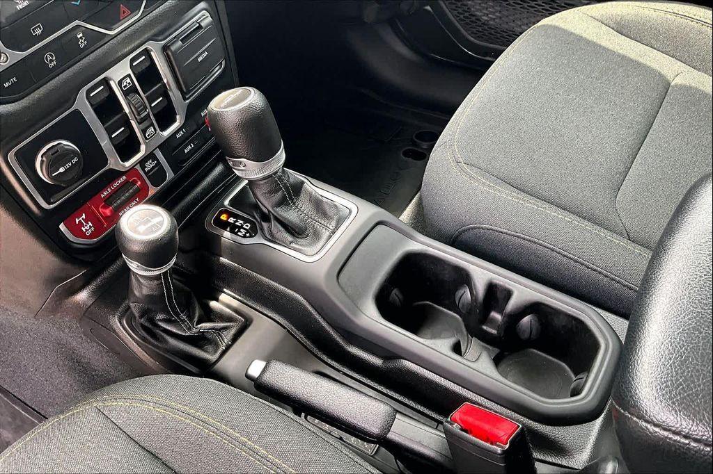 used 2024 Jeep Gladiator car, priced at $35,125
