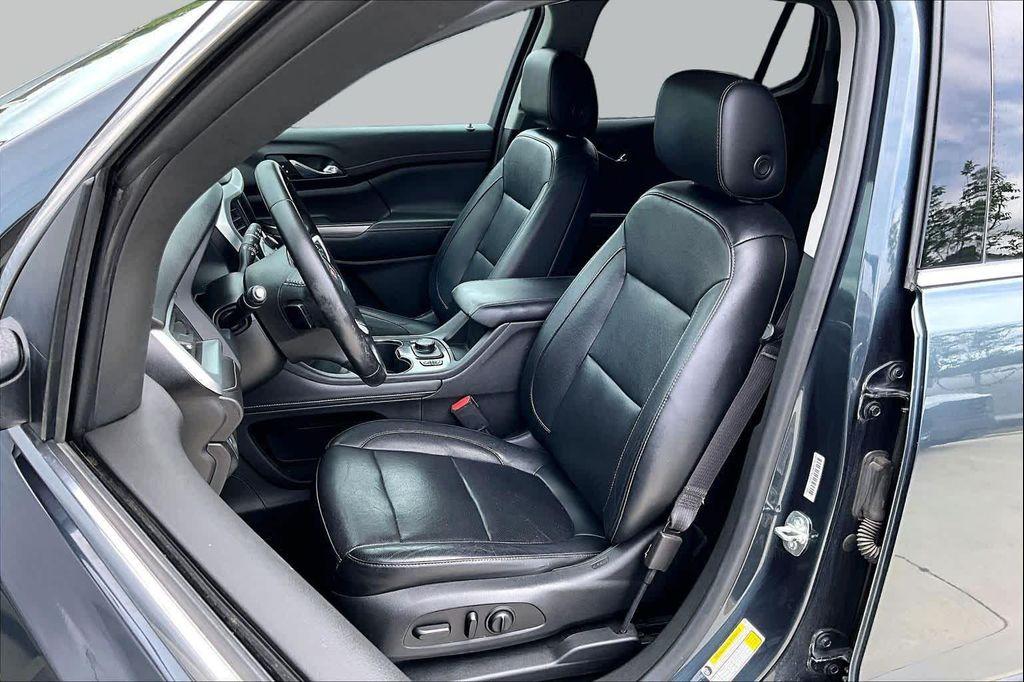 used 2020 GMC Acadia car, priced at $15,125