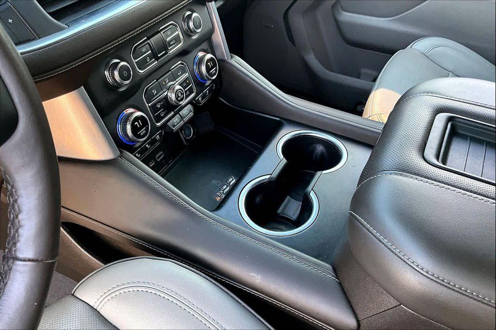 used 2022 GMC Yukon car, priced at $42,936