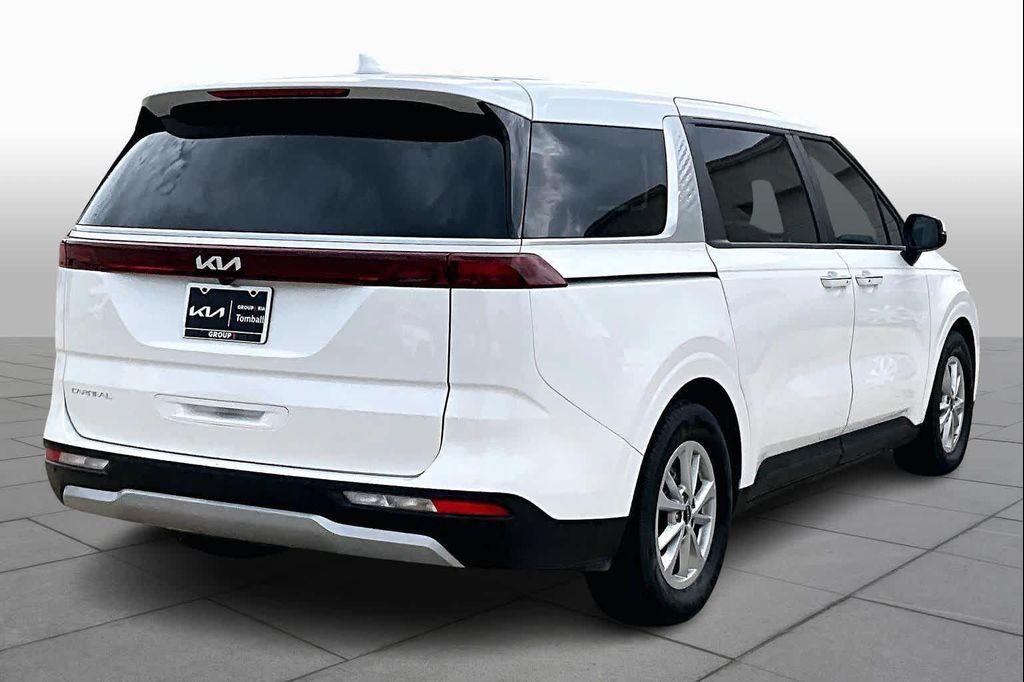 used 2024 Kia Carnival car, priced at $33,789