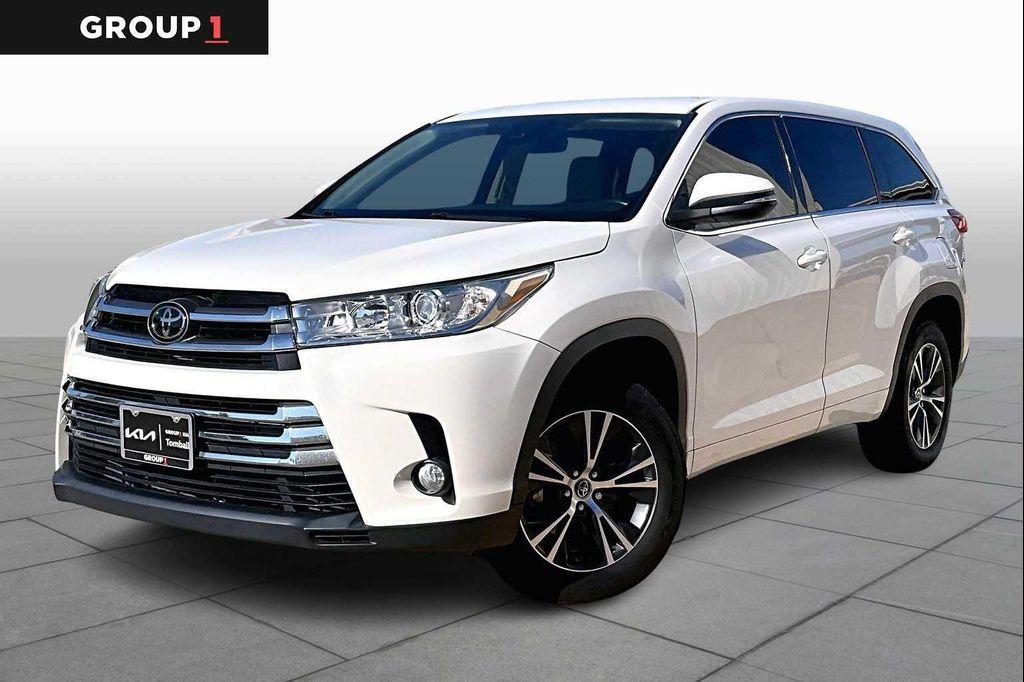 used 2018 Toyota Highlander car, priced at $20,900