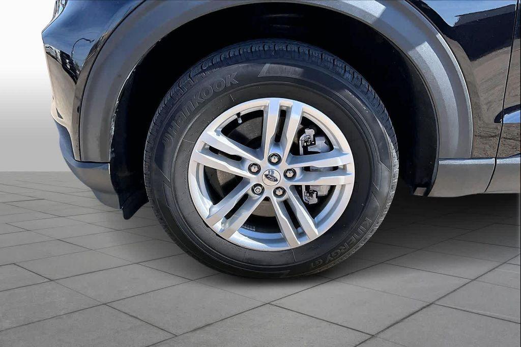 used 2022 Ford Explorer car, priced at $23,800