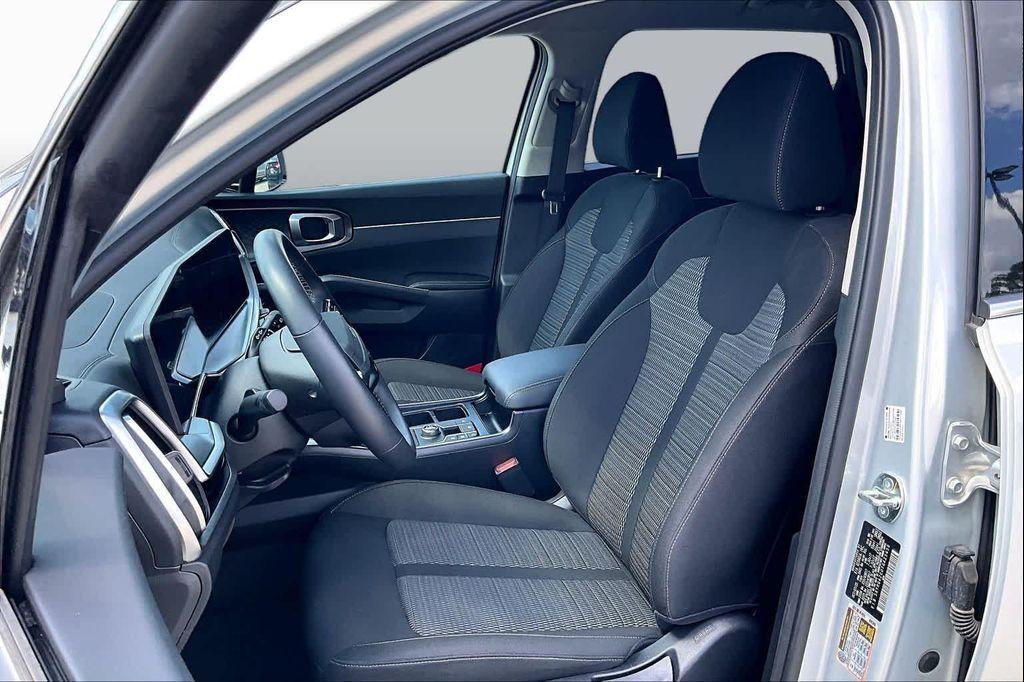 used 2026 Kia Sorento car, priced at $27,625